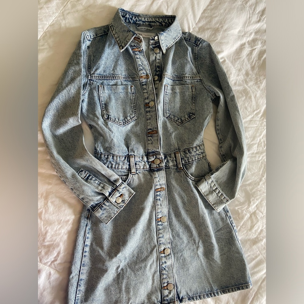 Never worn Zara denim dress